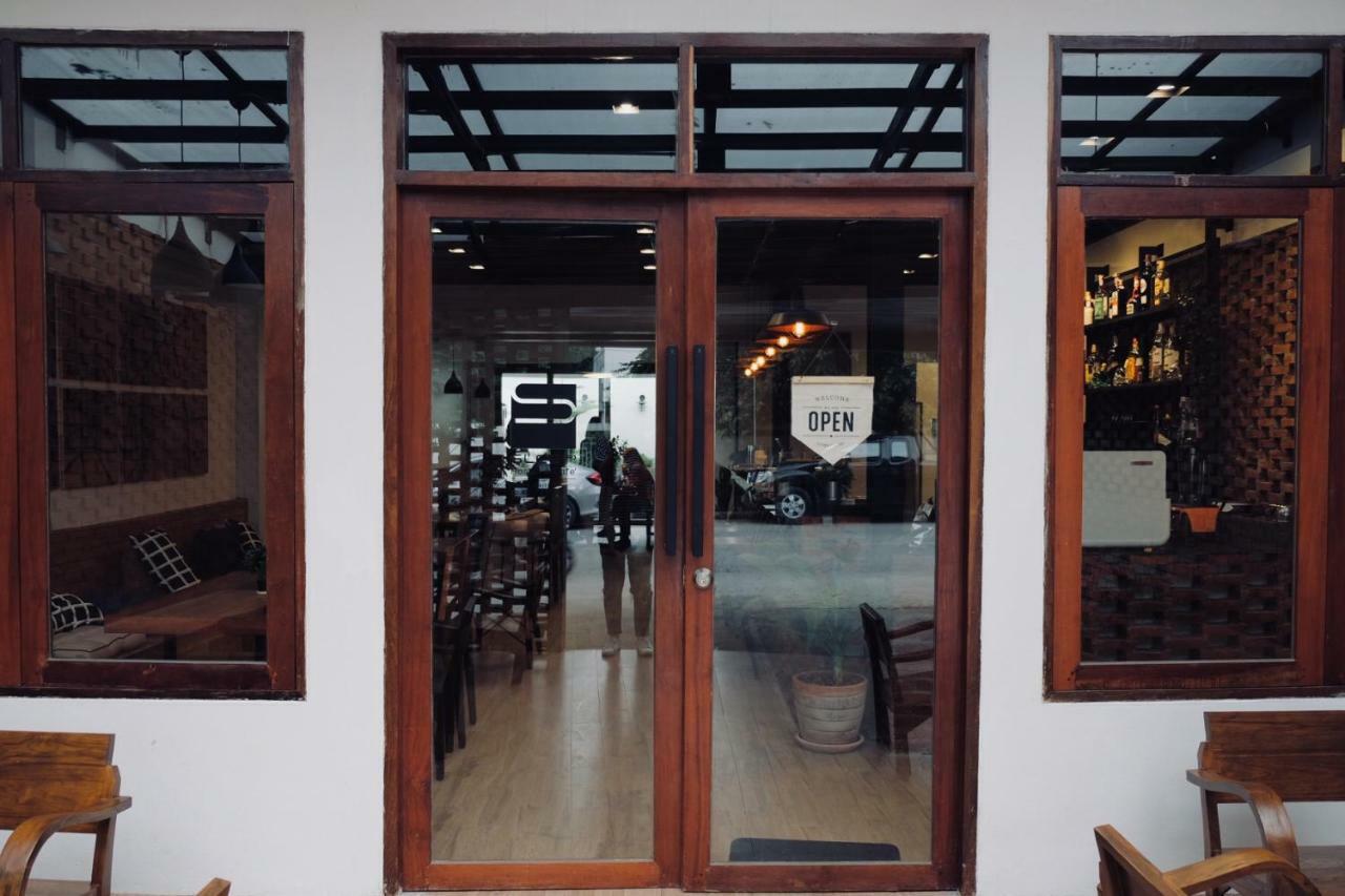 Slee Hostel Chiangmai (Adults Only) Chiang Mai Extérieur photo